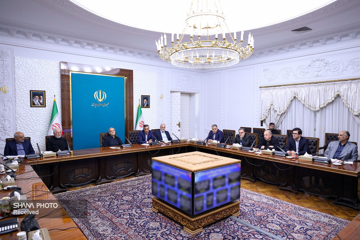 پزشکیان: طراحی سازوکارهای انگیزشی برای مدیریت مصرف انرژی ضروری است