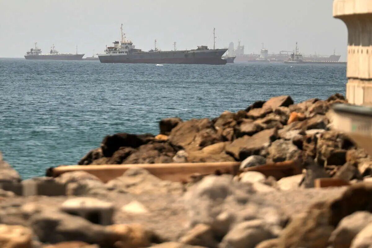 نوسانات قیمت نفت و تأثیر تنگه هرمز بر بازار جهانی