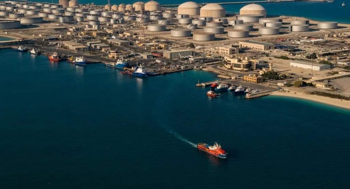 عربستان بارگیری نفت از بندر ینبع را از سر گرفت