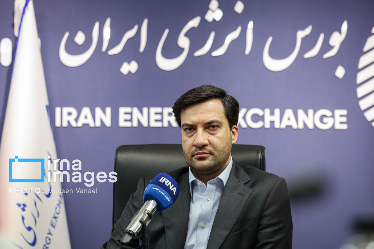 بازگشت اوراق نفتی به بورس انرژی و قیمتگذاری جدید بنزین سوپر